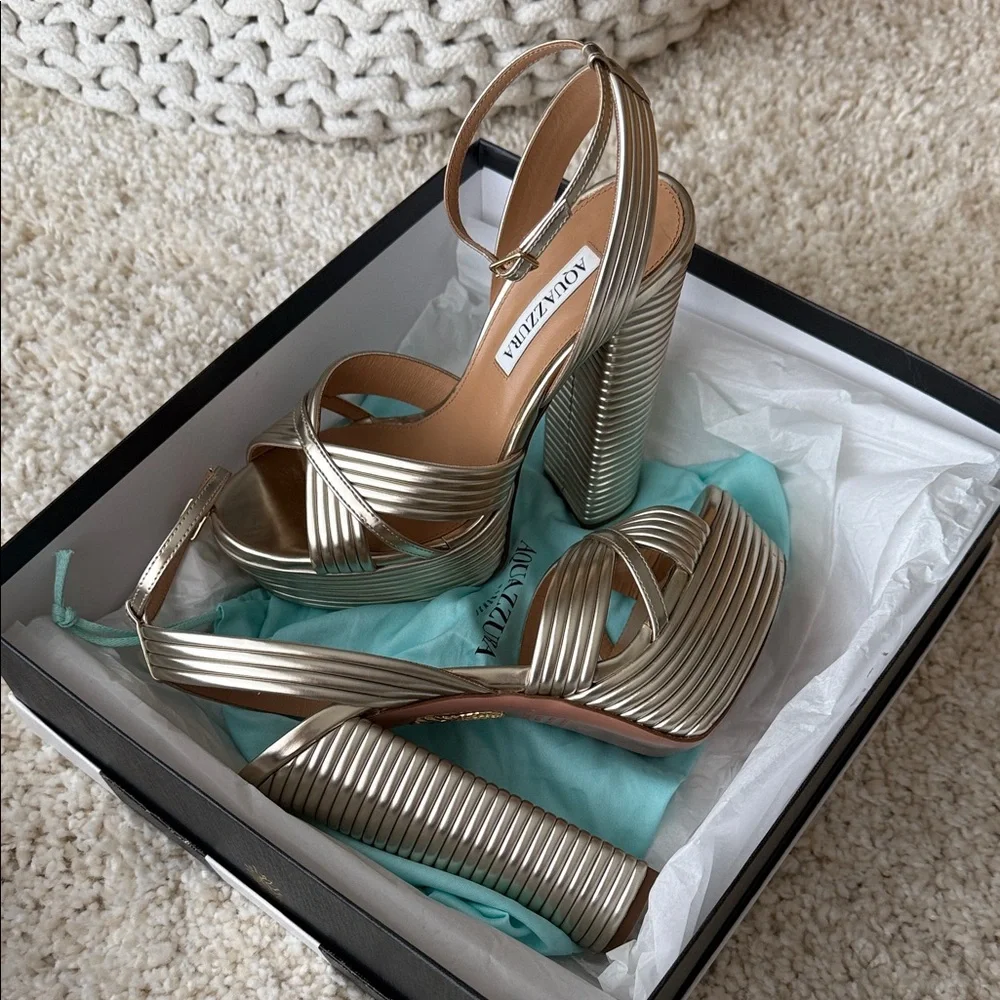 Aquazzura Sundance Plateau 140 (Light Gold)